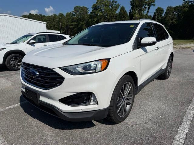 2020 Ford Edge Titanium — photo 1 of 7