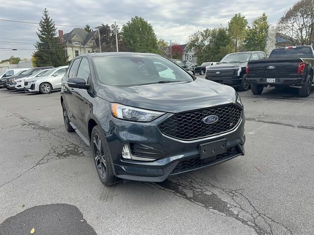 2023 Ford Edge ST