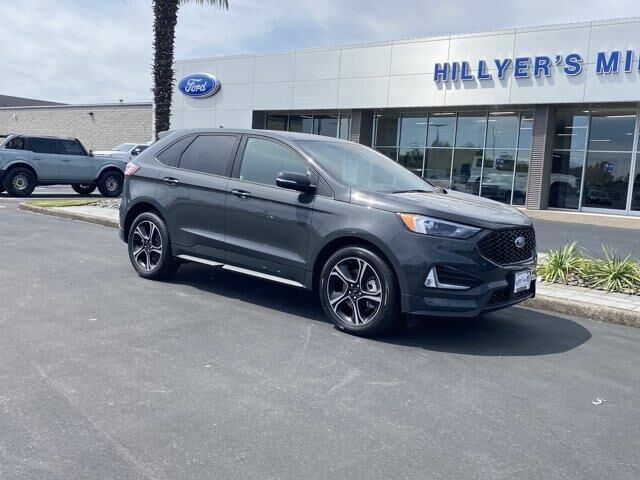 2021 Ford Edge ST