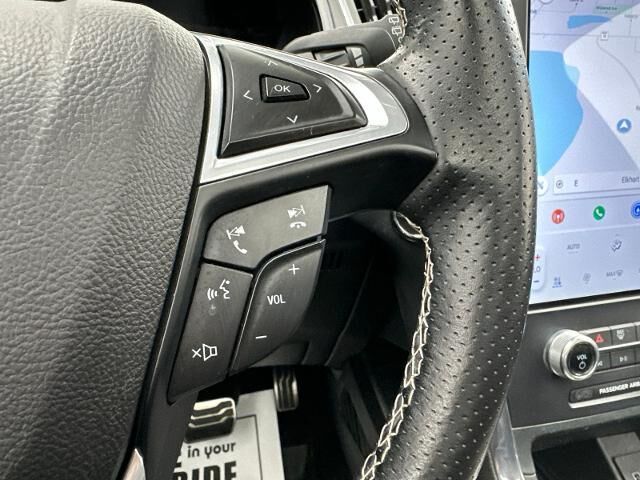 2022 Ford Edge ST — photo 1 of 2