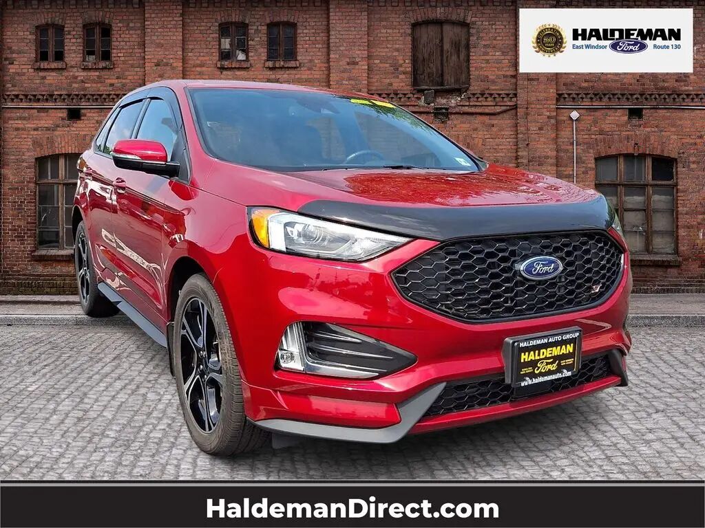 2023 Ford Edge ST — photo 1 of 10