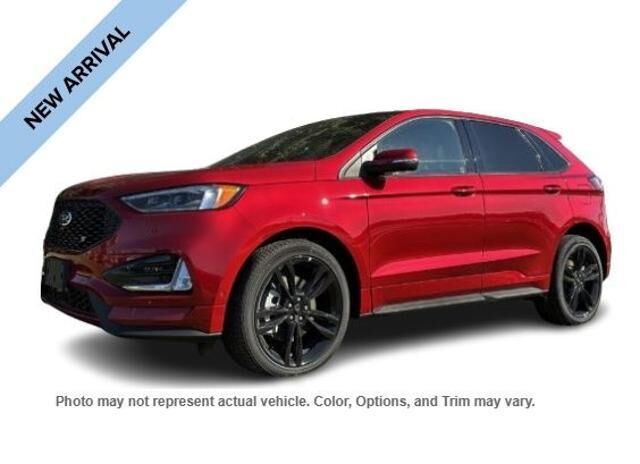 2023 Ford Edge ST — photo 1 of 4