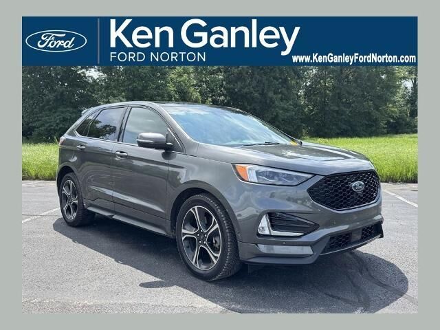 2020 Ford Edge ST — photo 1 of 13