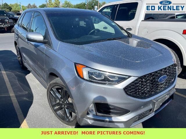 2020 Ford Edge ST — photo 1 of 26
