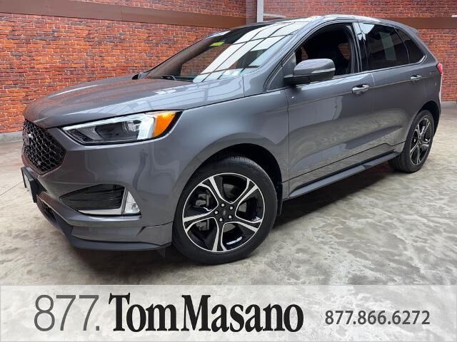 2023 Ford Edge ST — photo 1 of 13