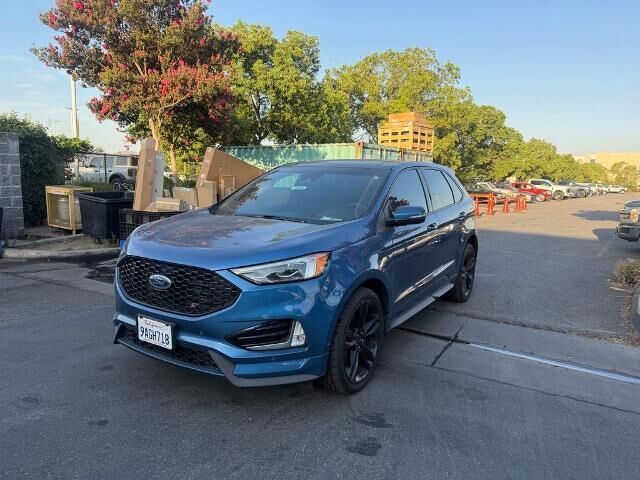 2019 Ford Edge ST — photo 1 of 5