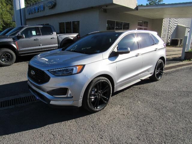 2024 Ford Edge ST
