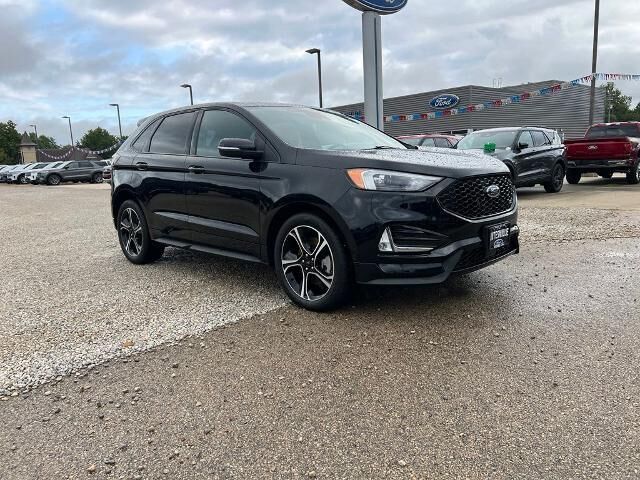 2022 Ford Edge ST — photo 1 of 13