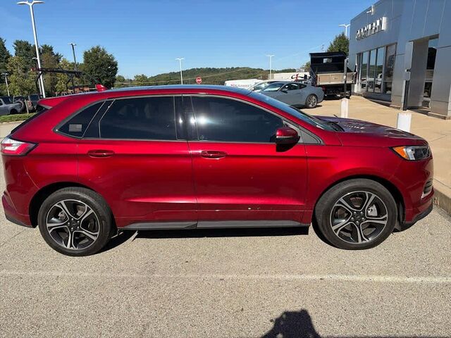 2019 Ford Edge ST