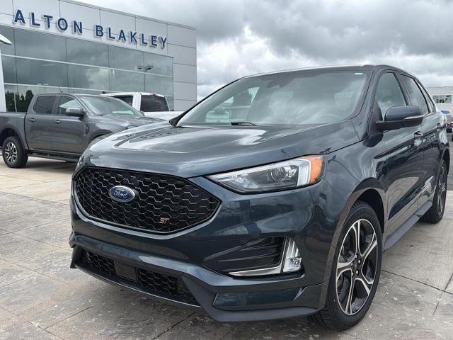 2023 Ford Edge ST — photo 1 of 12