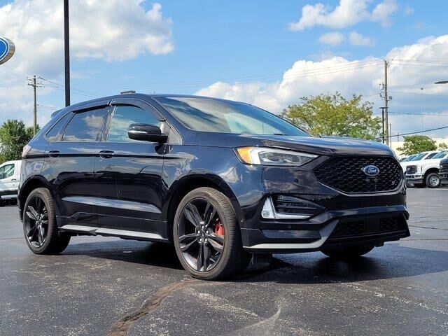 2020 Ford Edge ST — photo 1 of 8