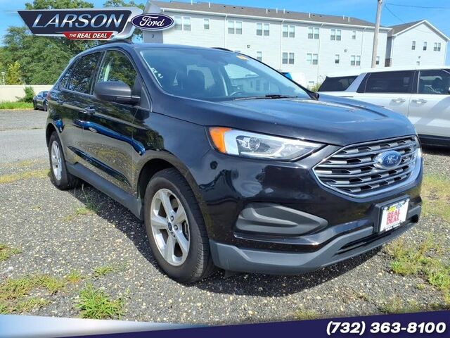 2020 Ford Edge SE