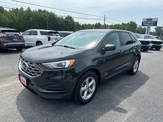 2022 Ford Edge SE — photo 1 of 13