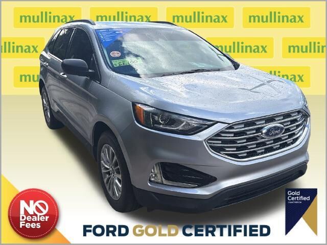 2022 Ford Edge SE