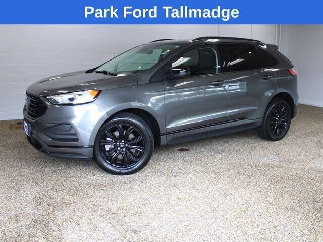 2022 Ford Edge SE — photo 1 of 1