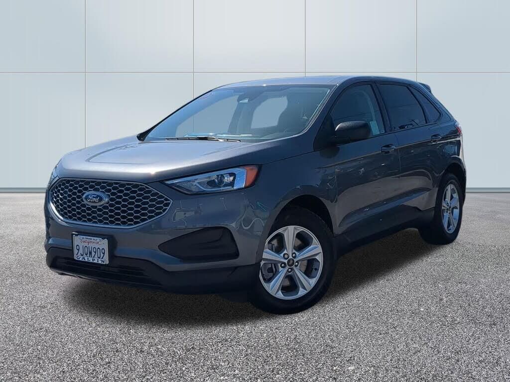 2023 Ford Edge SE — photo 1 of 1