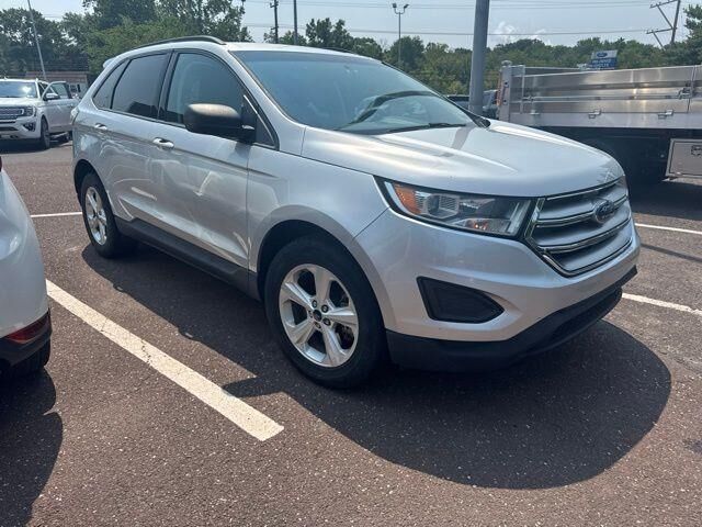 2018 Ford Edge SE — photo 1 of 2
