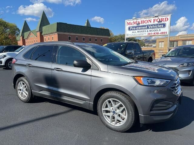 2022 Ford Edge SE — photo 1 of 13