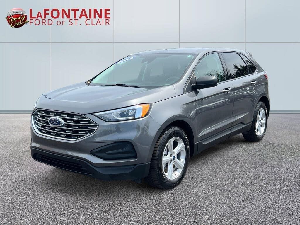 2022 Ford Edge SE — photo 1 of 16