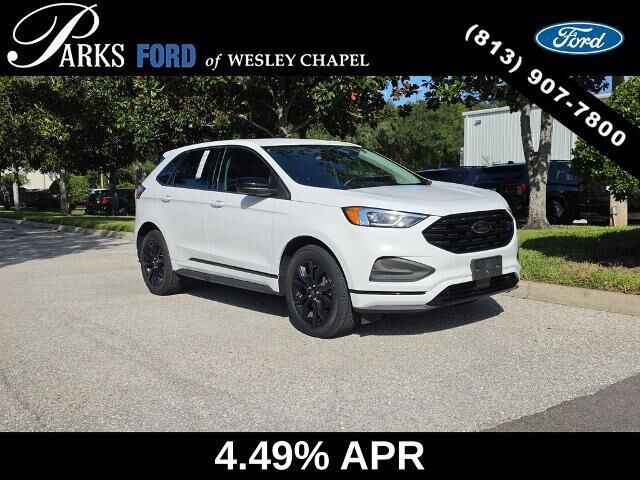 2022 Ford Edge SE