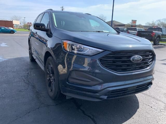 2023 Ford Edge SE