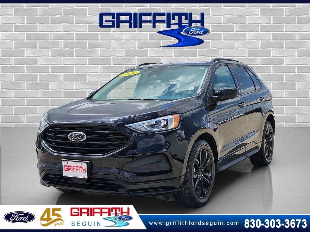 2024 Ford Edge SE — photo 1 of 2