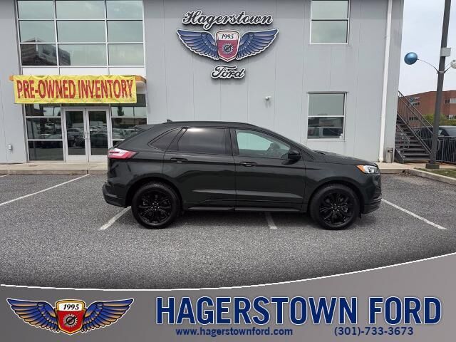 2022 Ford Edge SE