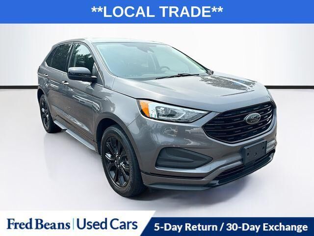 2022 Ford Edge SE — photo 1 of 13