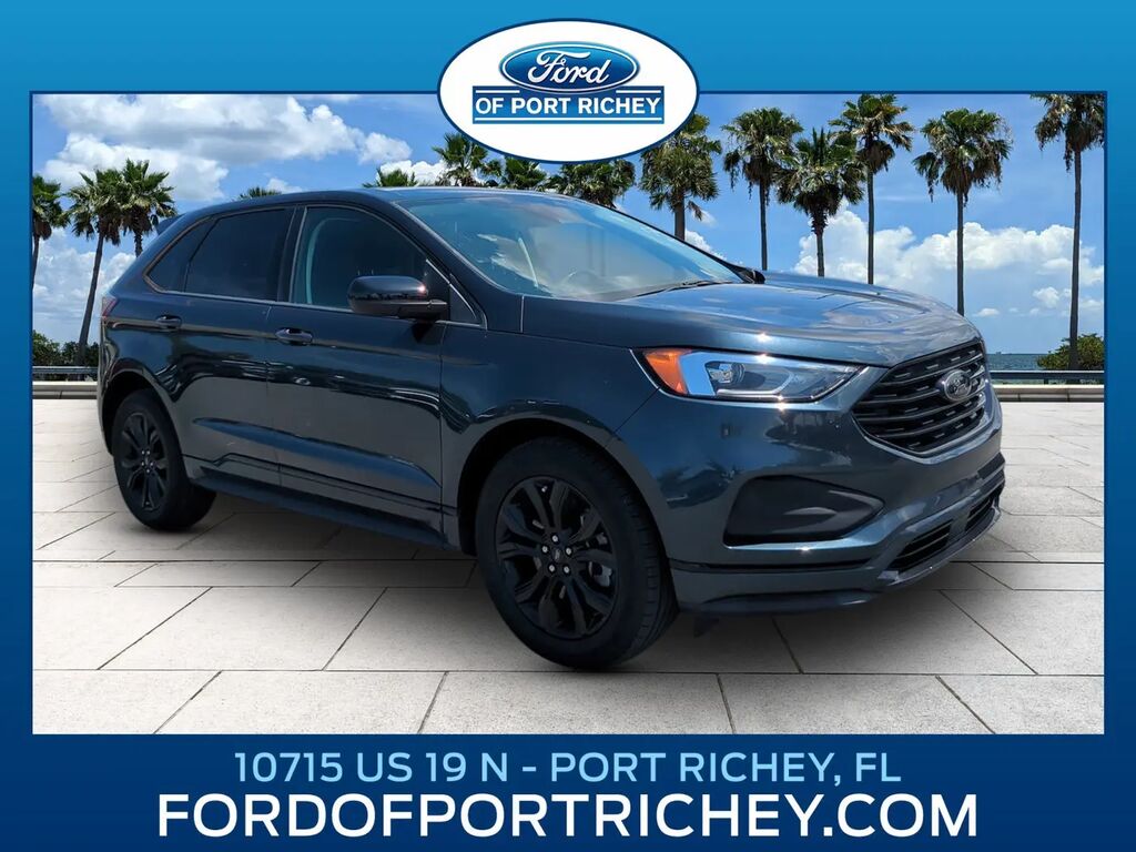 2022 Ford Edge SE — photo 1 of 13