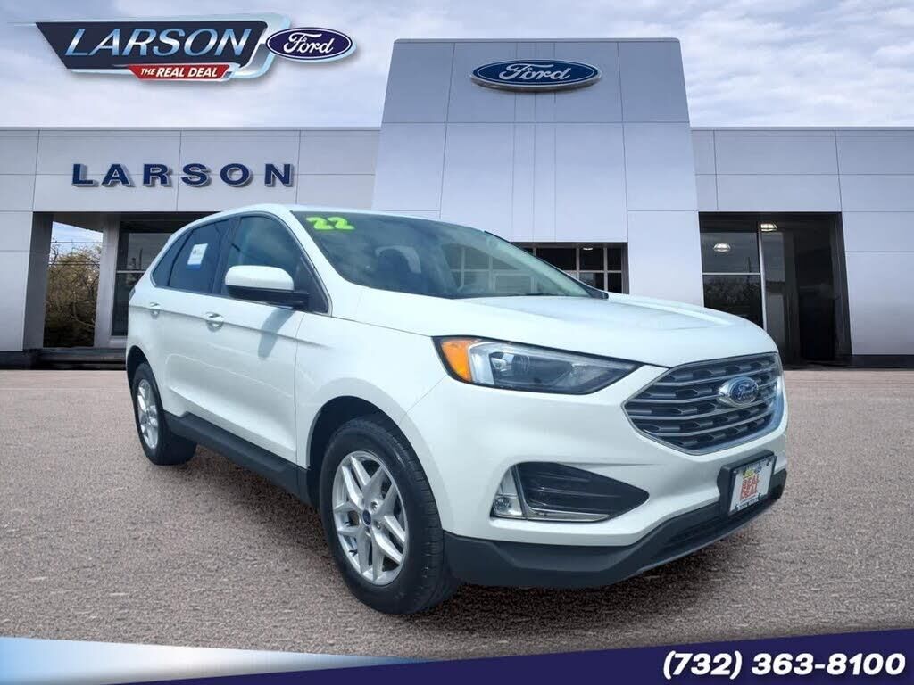 2022 Ford Edge SEL — photo 1 of 1