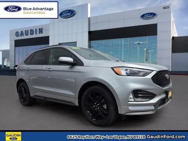2023 Ford Edge ST-Line — photo 1 of 12