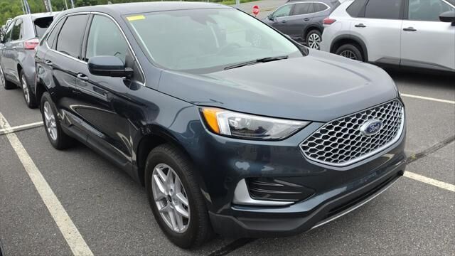 2023 Ford Edge SEL — photo 1 of 7