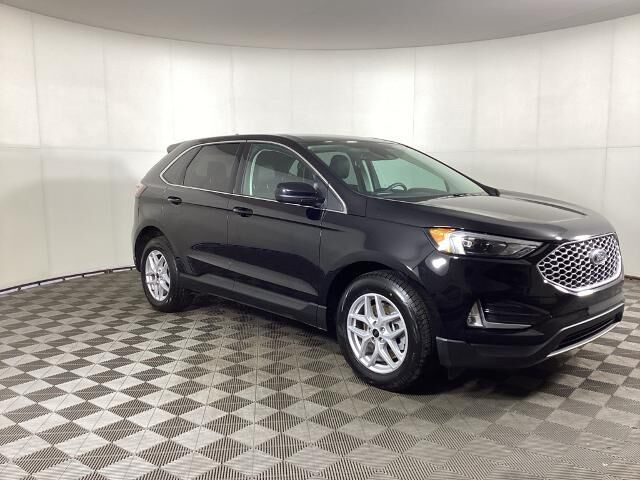 2023 Ford Edge SEL — photo 1 of 13