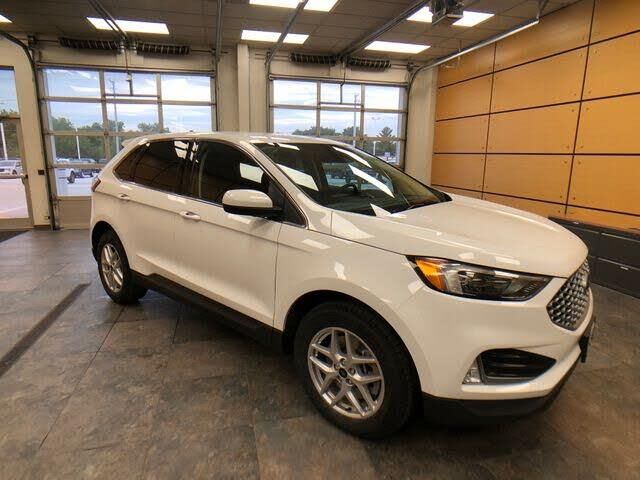 2024 Ford Edge SEL — photo 1 of 14