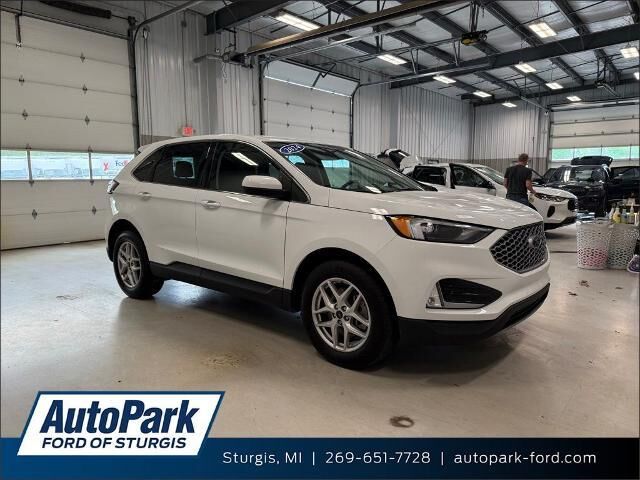 2024 Ford Edge SEL — photo 1 of 13