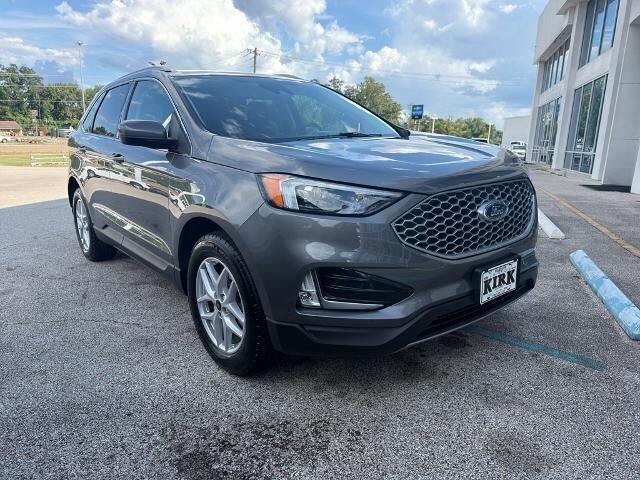 2023 Ford Edge SEL — photo 1 of 27
