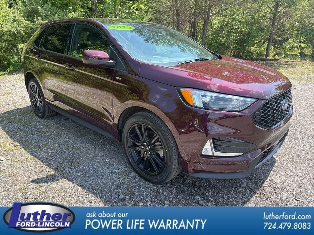 2023 Ford Edge ST-Line — photo 1 of 1