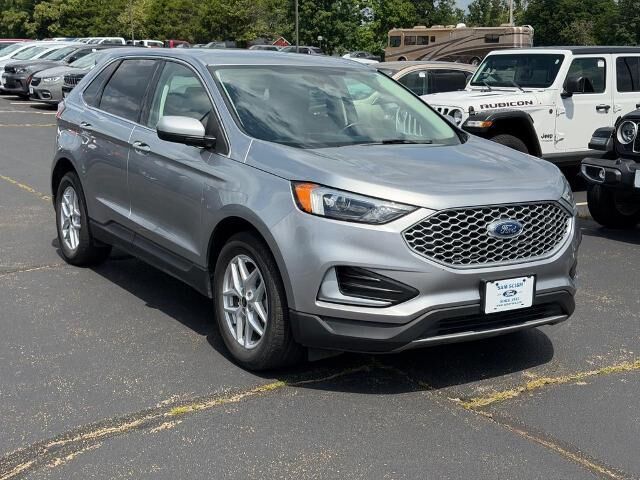 2024 Ford Edge SEL — photo 1 of 13