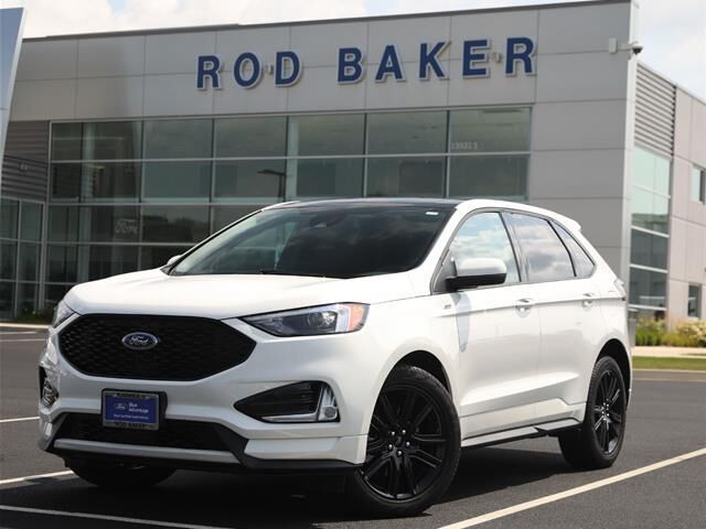 2024 Ford Edge ST-Line — photo 1 of 26