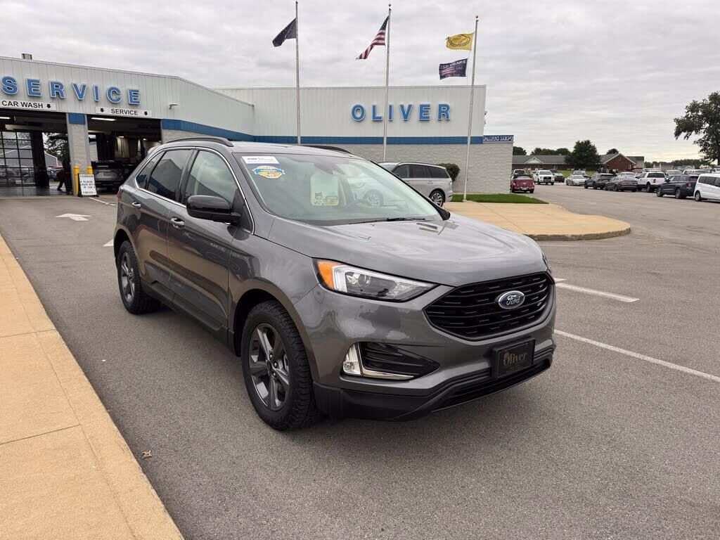 2022 Ford Edge SEL — photo 1 of 1