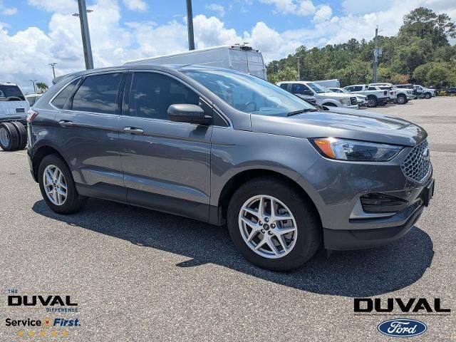 2023 Ford Edge SEL — photo 1 of 13