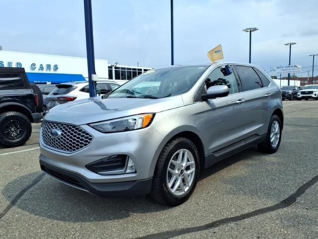 2024 Ford Edge SEL — photo 1 of 13