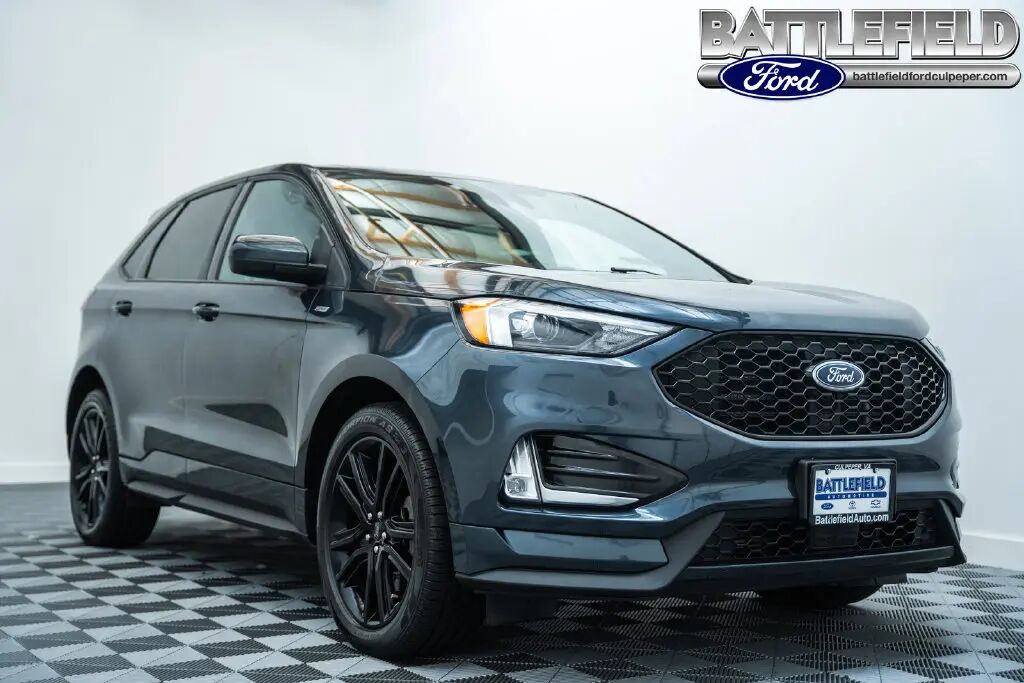 2022 Ford Edge ST-Line — photo 1 of 13