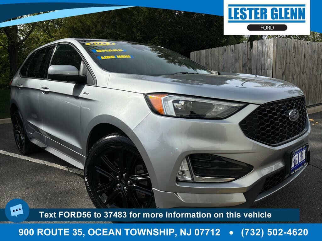 2023 Ford Edge ST-Line — photo 1 of 1