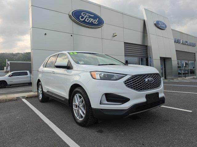 2023 Ford Edge SEL — photo 1 of 40