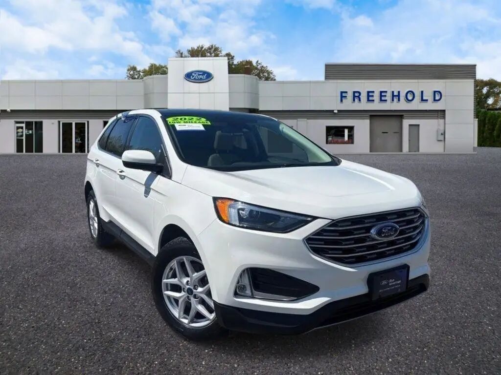 2022 Ford Edge SEL — photo 1 of 13