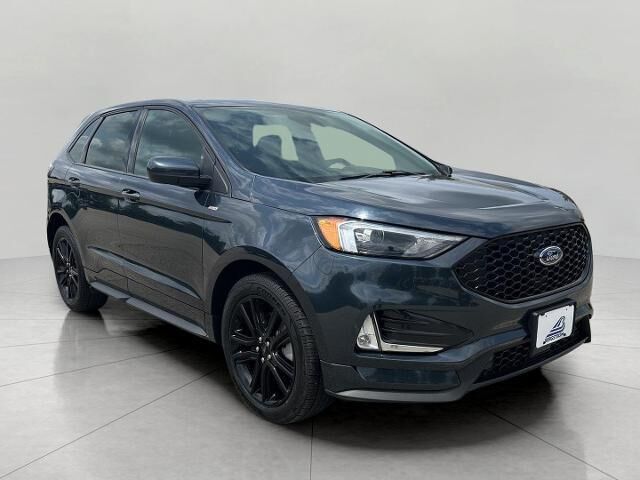 2023 Ford Edge ST-Line — photo 1 of 24