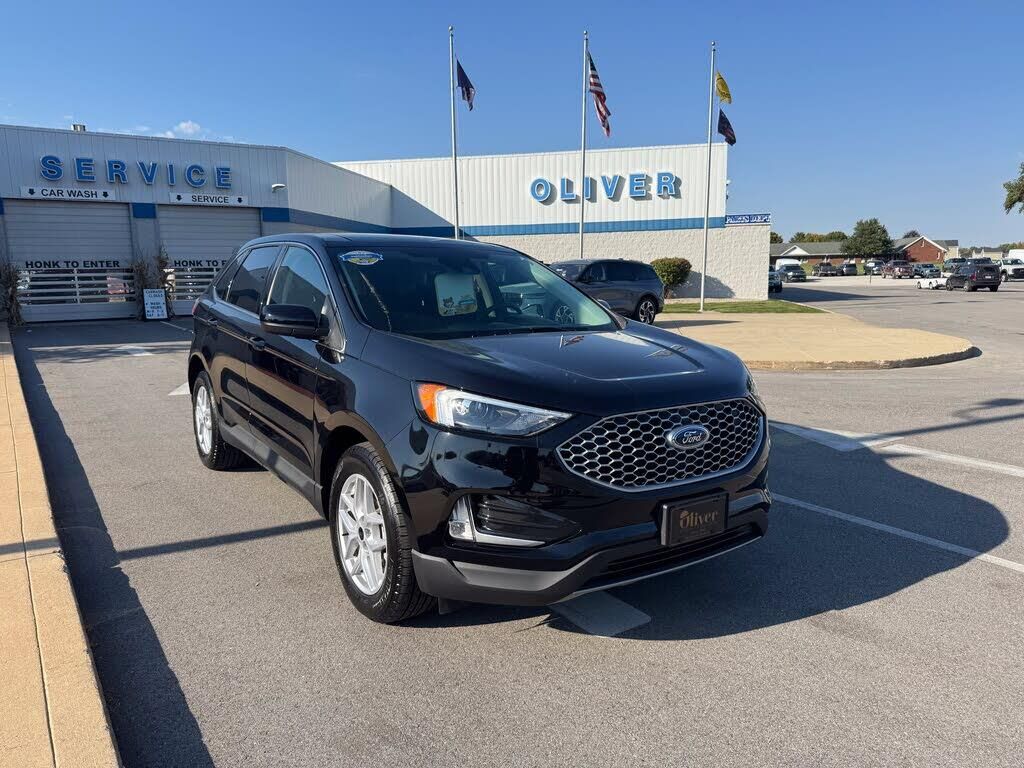 2024 Ford Edge SEL — photo 1 of 1