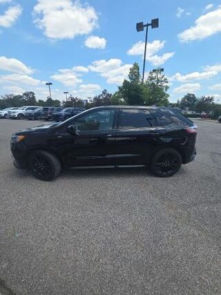 2024 Ford Edge SEL — photo 1 of 27