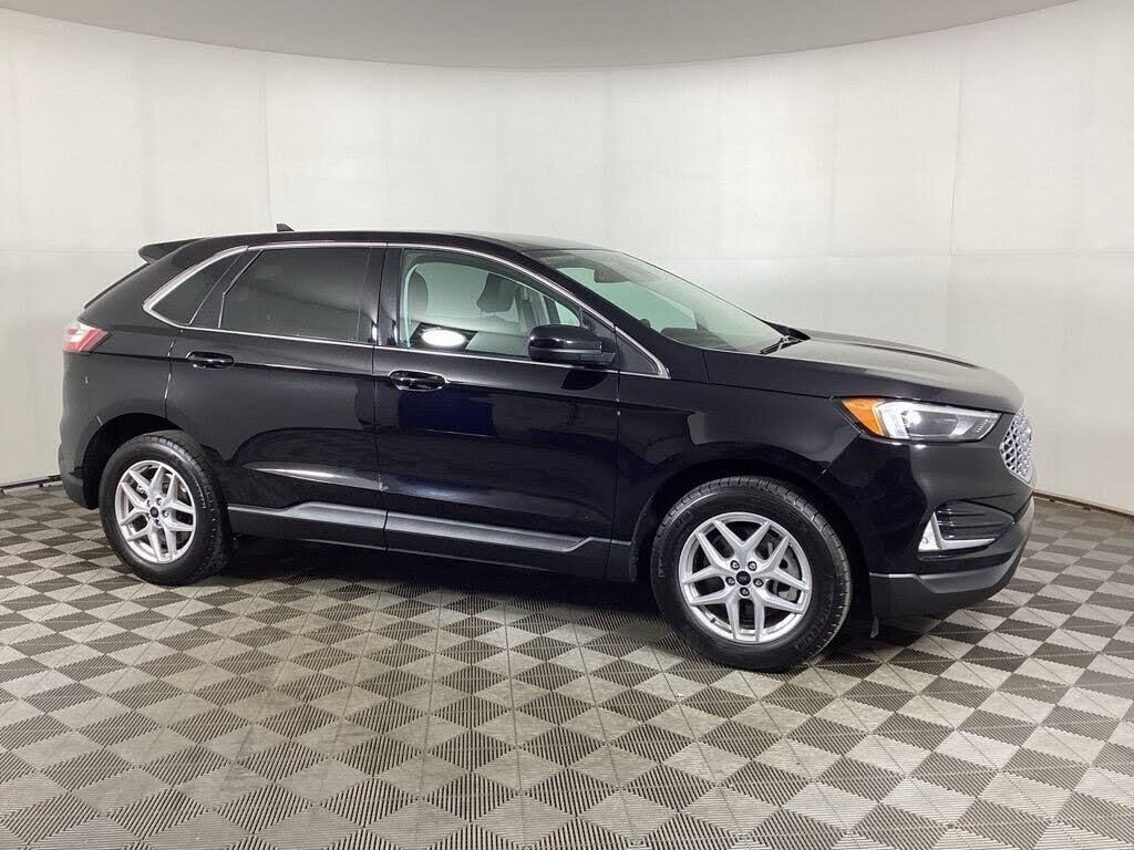 2024 Ford Edge SEL — photo 1 of 5